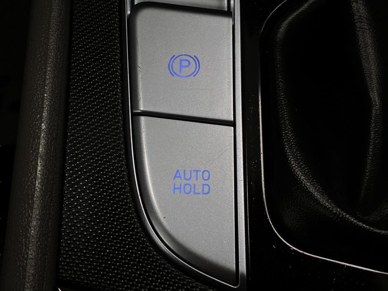 2025 Hyundai ELANTRA SEL Convenience IVT