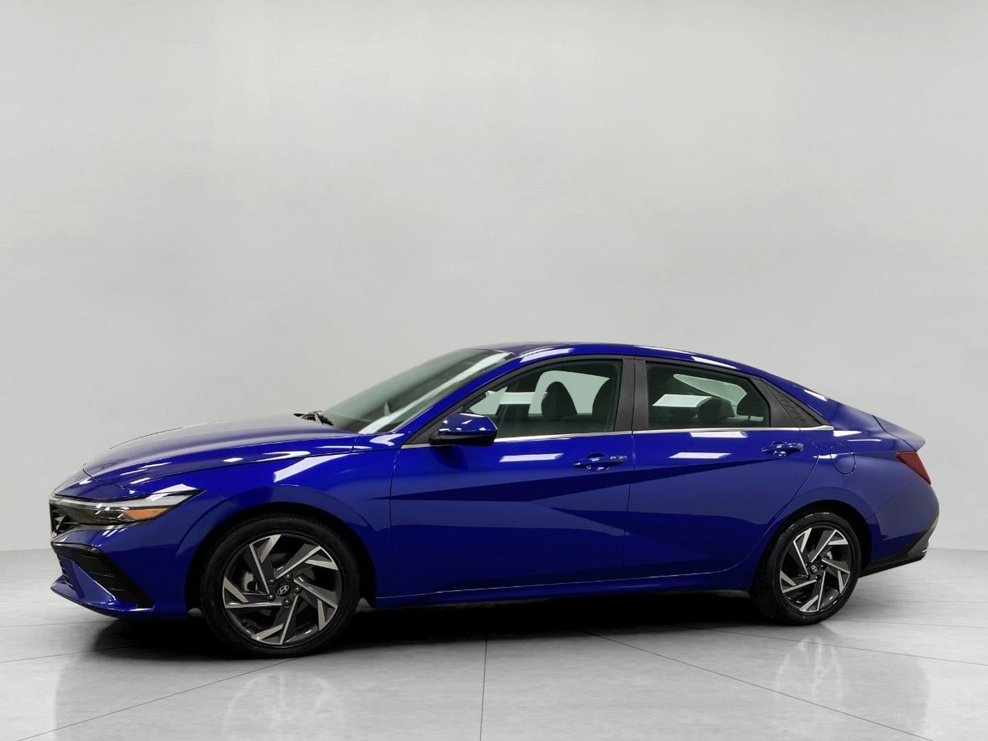 2025 Hyundai ELANTRA SEDAN