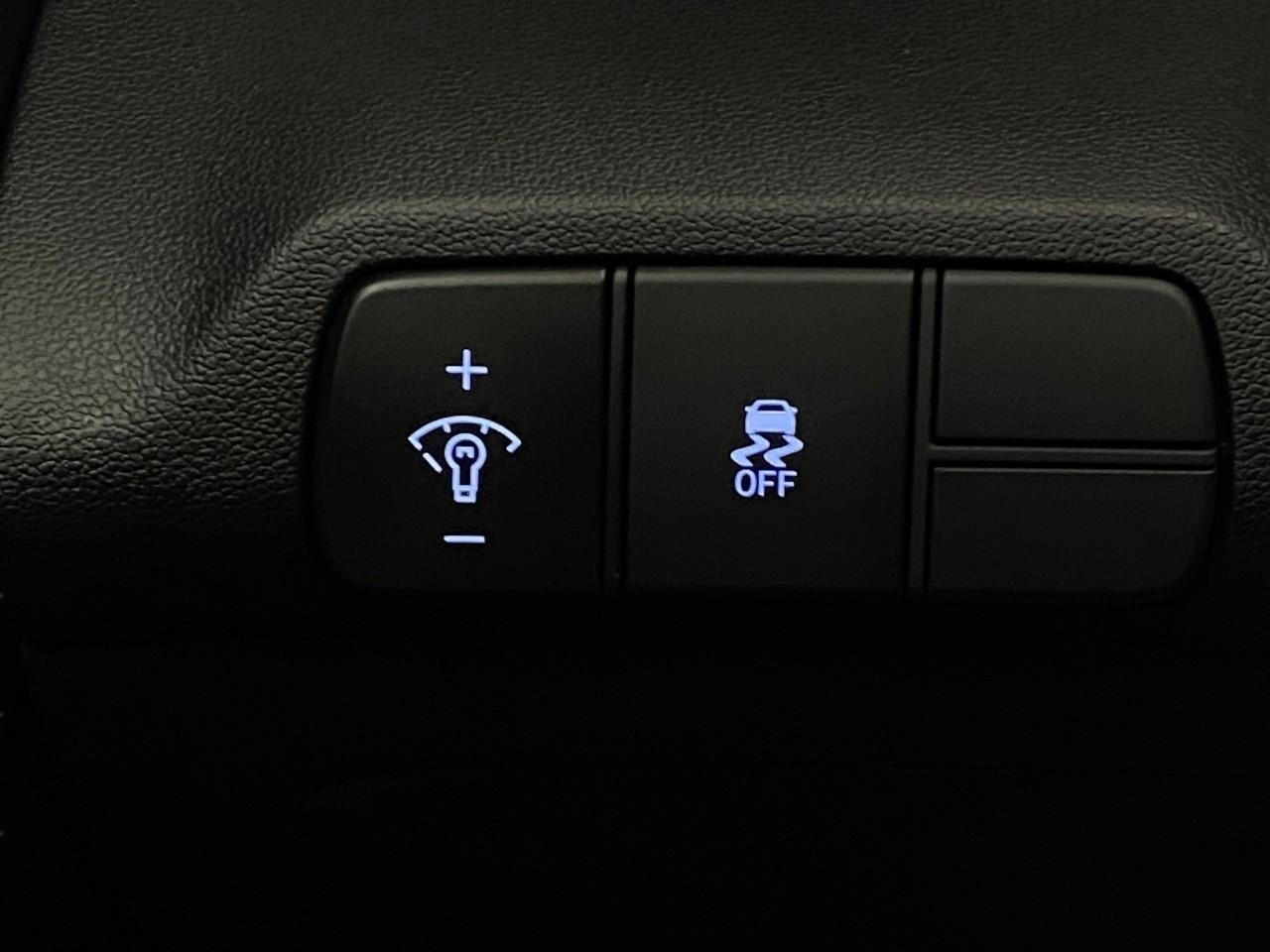 2025 Hyundai ELANTRA SEL Convenience IVT