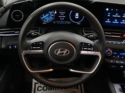 2025 Hyundai ELANTRA SEL Convenience IVT