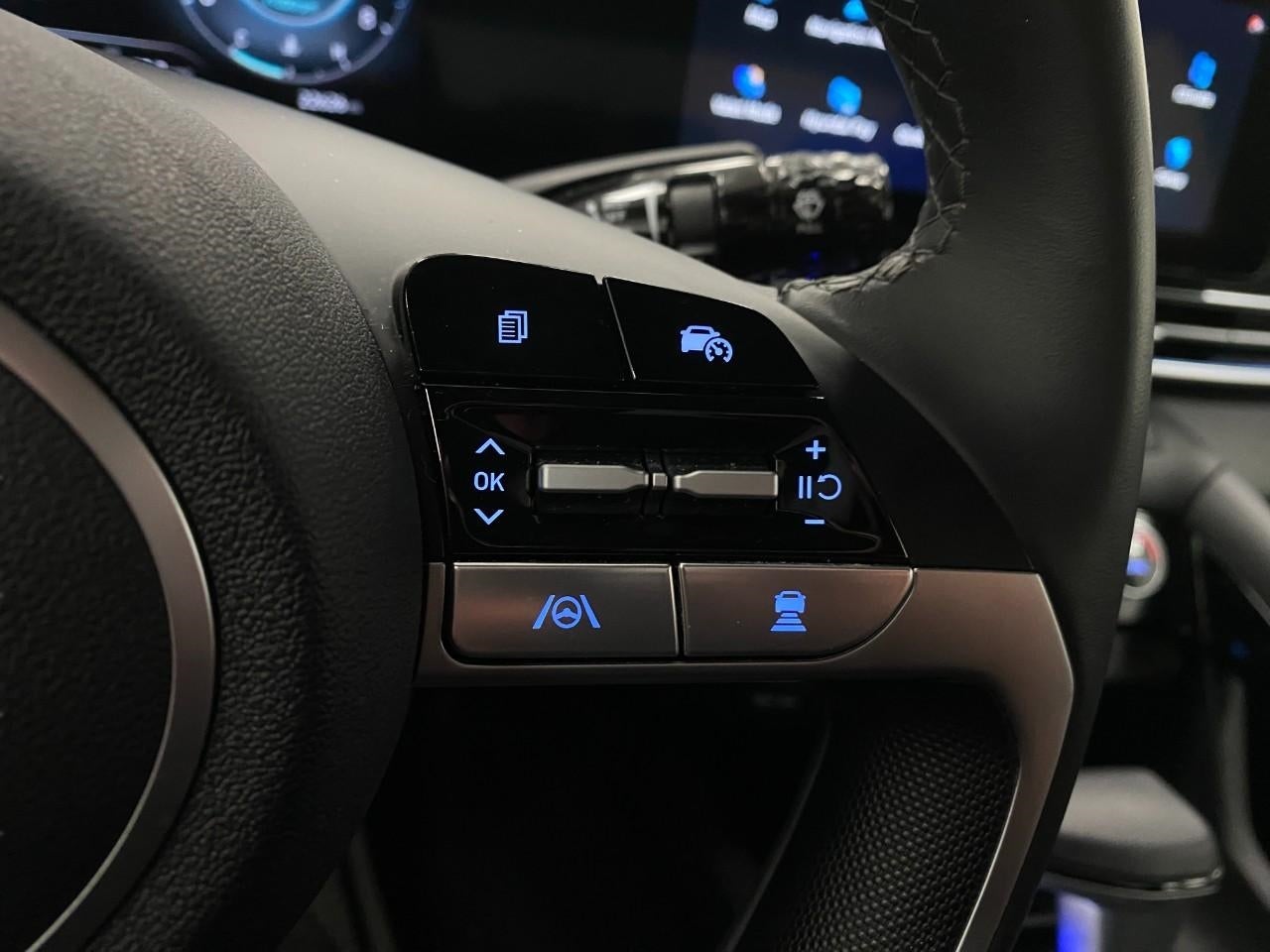 2025 Hyundai ELANTRA SEL Convenience IVT