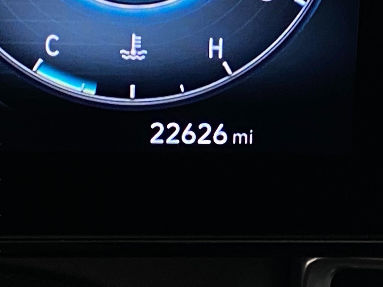 2025 Hyundai ELANTRA SEL Convenience IVT