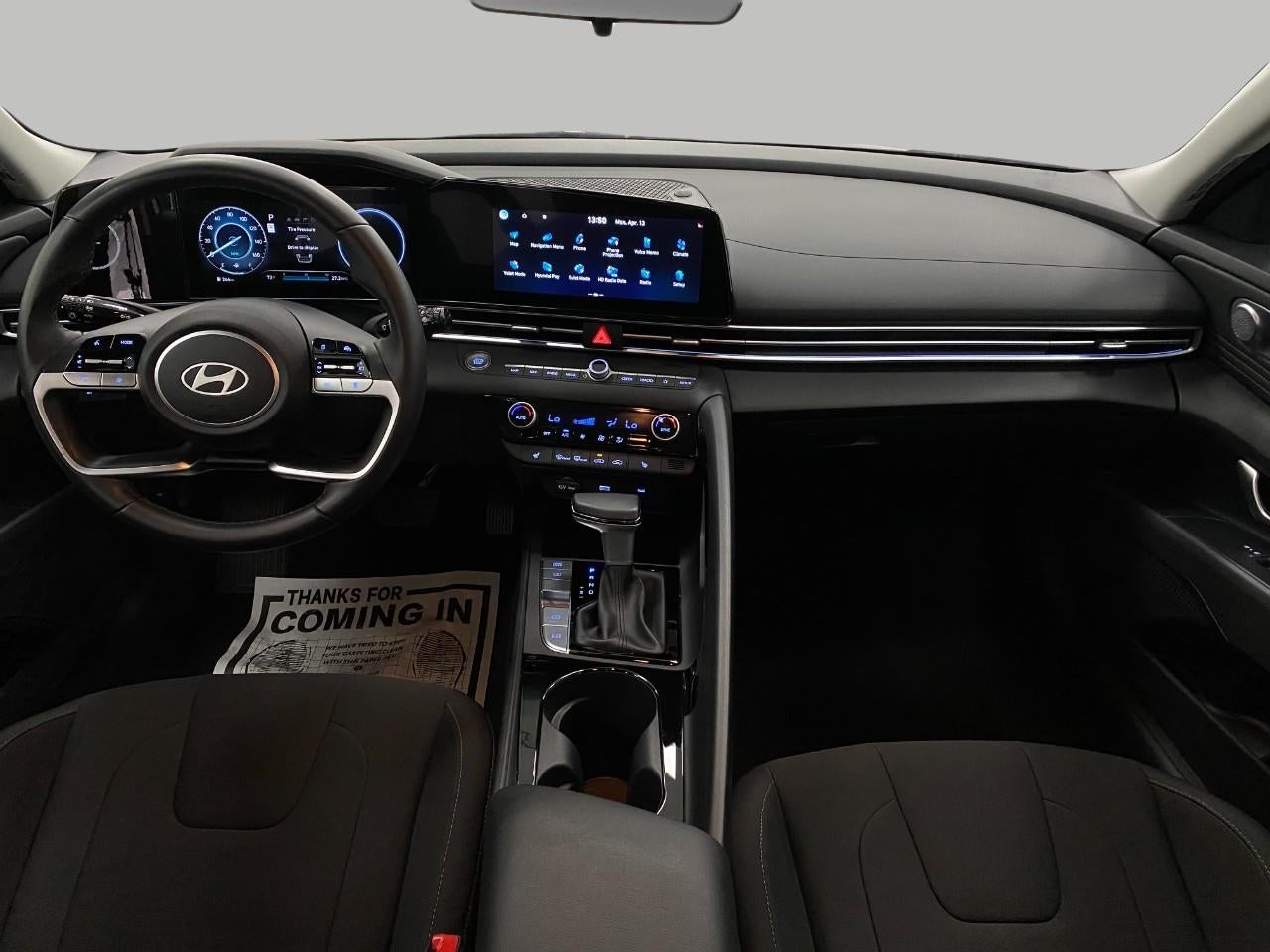 2025 Hyundai ELANTRA SEL Convenience IVT