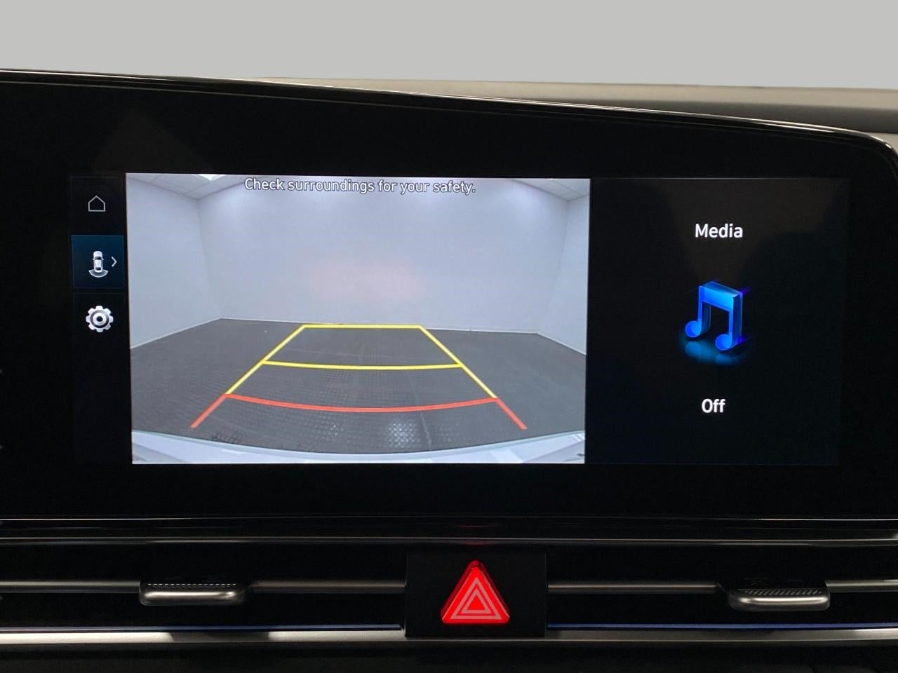 2025 Hyundai ELANTRA SEL Convenience IVT