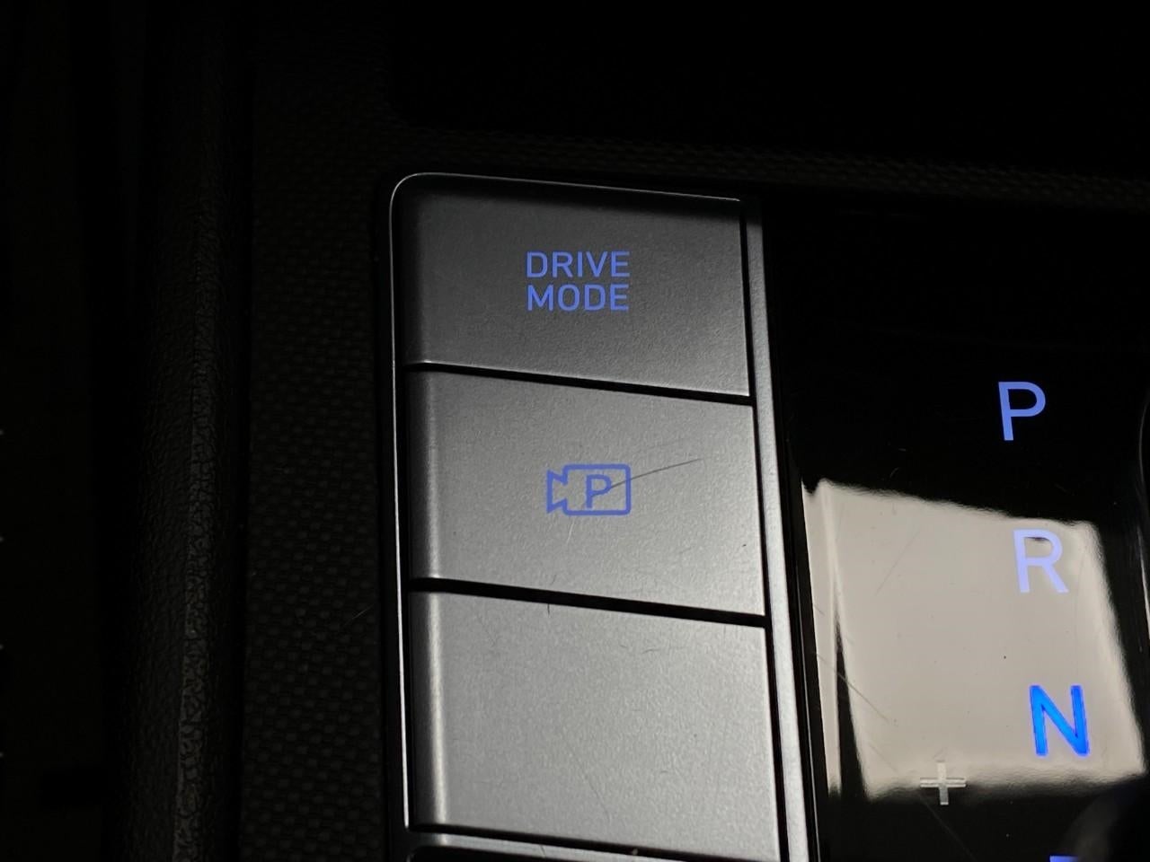 2025 Hyundai ELANTRA SEL Convenience IVT