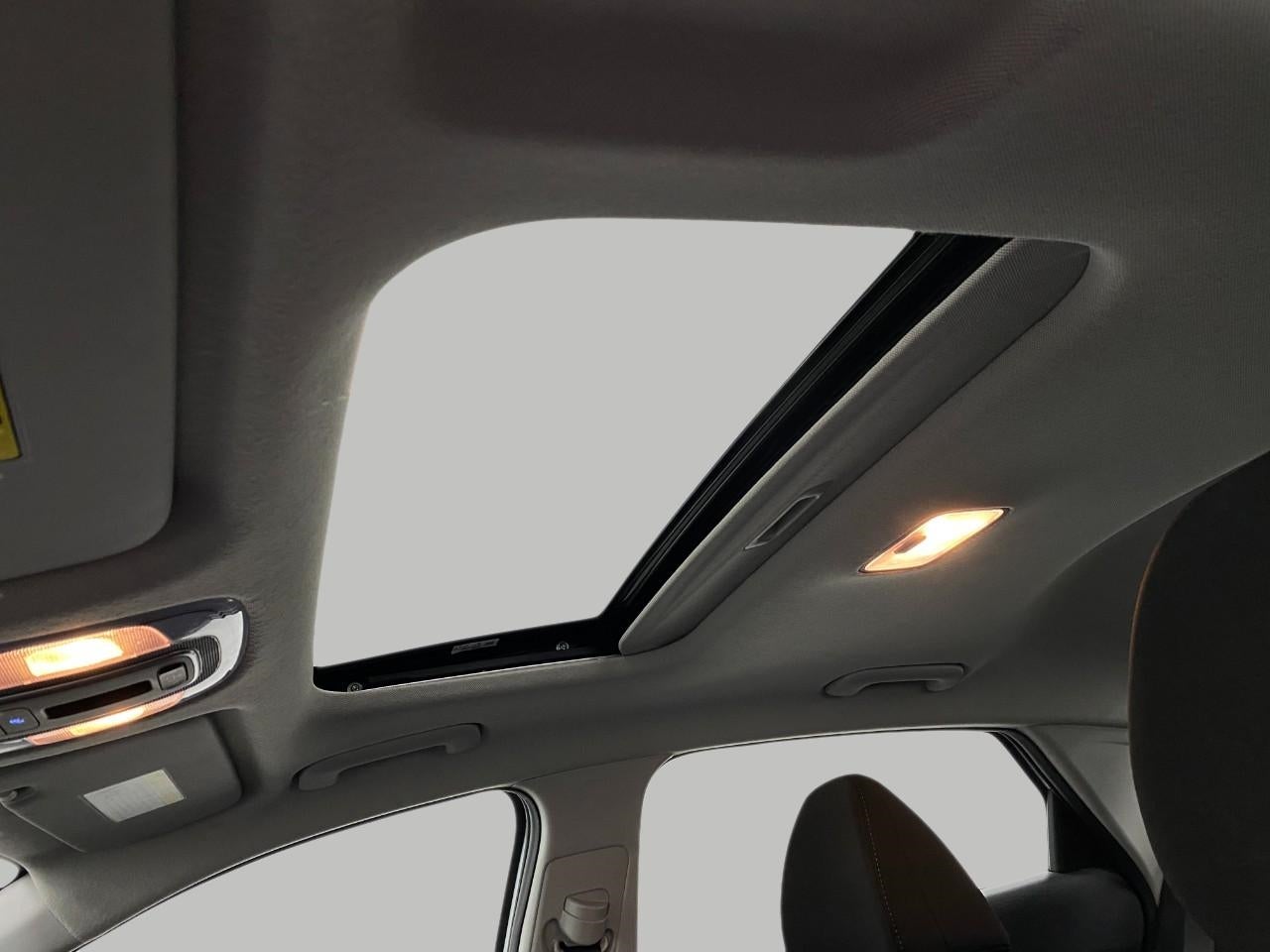 2025 Hyundai ELANTRA SEL Convenience IVT