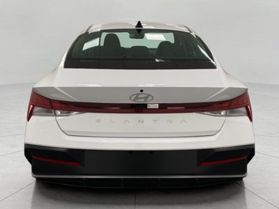 2025 Hyundai ELANTRA SEL Convenience IVT