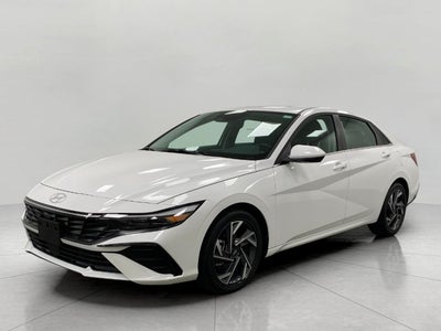 2025 Hyundai ELANTRA SEL Convenience IVT