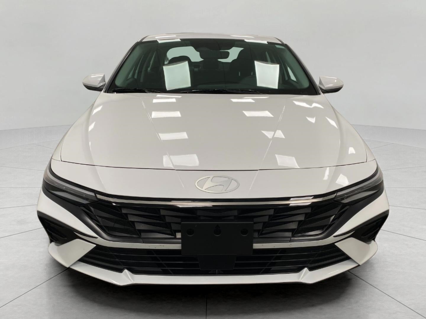 2025 Hyundai ELANTRA SEL Convenience IVT