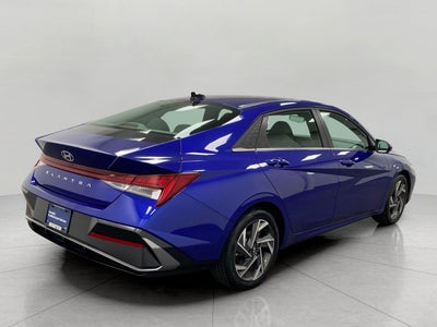 2025 Hyundai ELANTRA SEL Convenience IVT