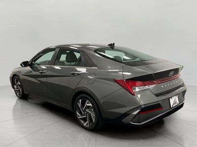 2025 Hyundai ELANTRA SEL Convenience IVT