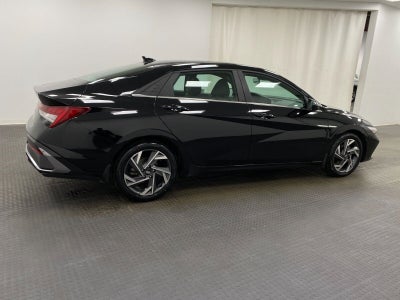 2024 Hyundai ELANTRA SEL IVT