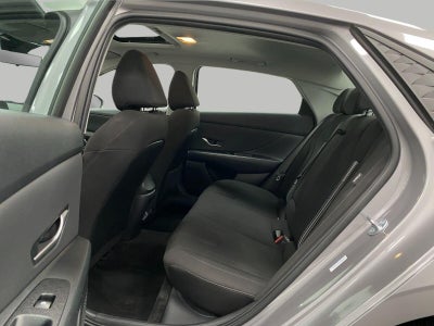 2025 Hyundai ELANTRA SEL Convenience IVT