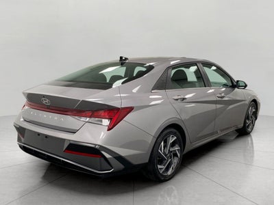 2025 Hyundai ELANTRA SEL Convenience IVT