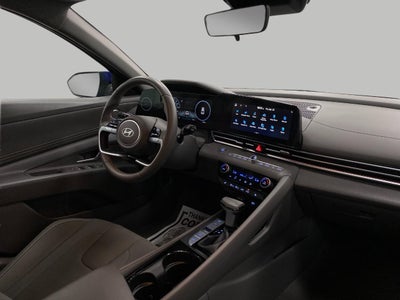 2025 Hyundai ELANTRA SEL Convenience IVT
