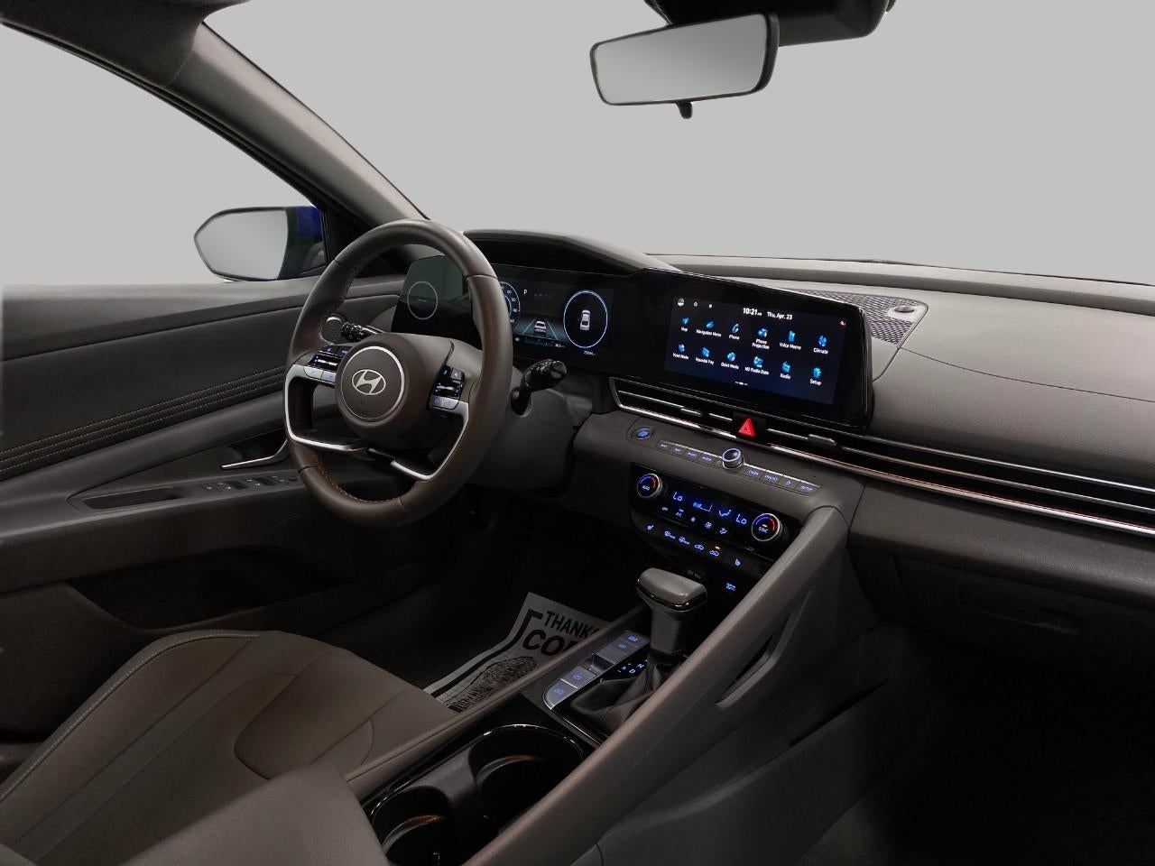 2025 Hyundai ELANTRA SEL Convenience IVT