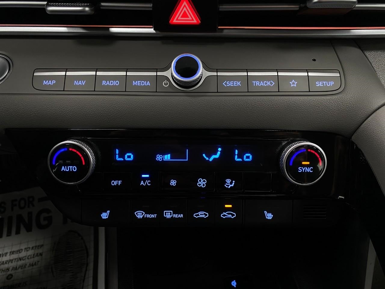 2025 Hyundai ELANTRA SEL Convenience IVT