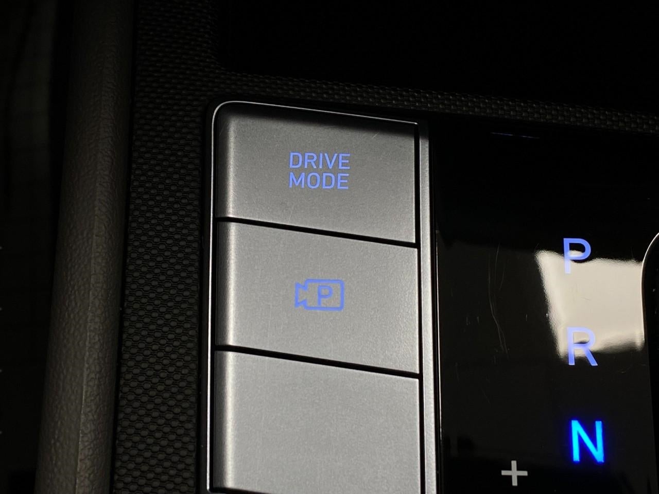 2025 Hyundai ELANTRA SEL Convenience IVT