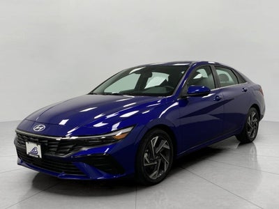 2025 Hyundai ELANTRA SEL Convenience IVT