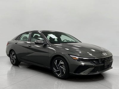 2025 Hyundai ELANTRA SEL Convenience IVT