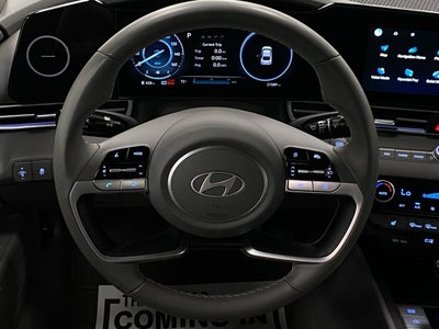 2025 Hyundai ELANTRA SEL Convenience IVT