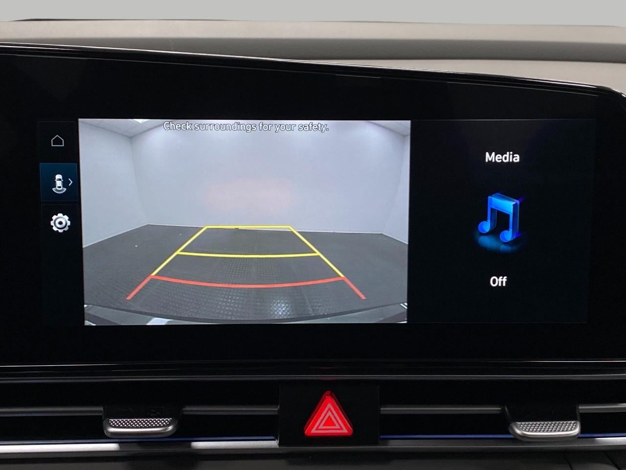 2025 Hyundai ELANTRA SEL Convenience IVT