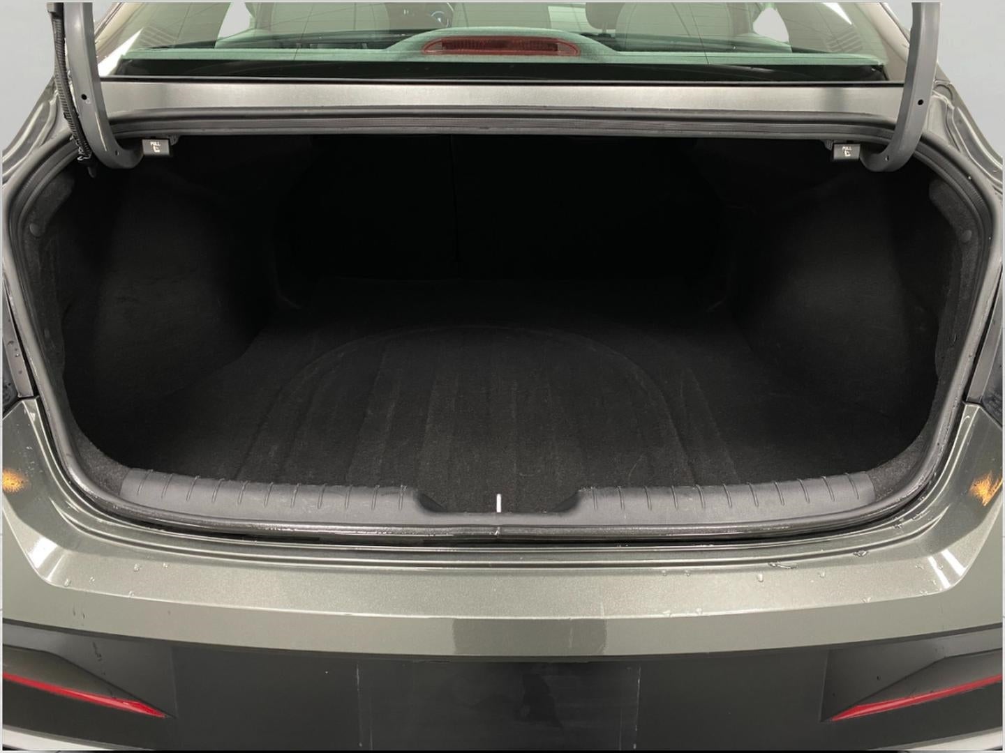 2025 Hyundai ELANTRA SEL Convenience IVT