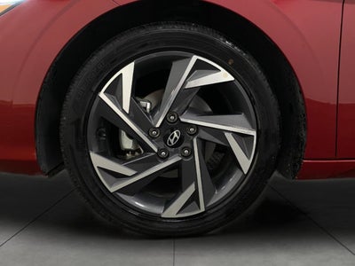 2025 Hyundai ELANTRA SEL Convenience IVT