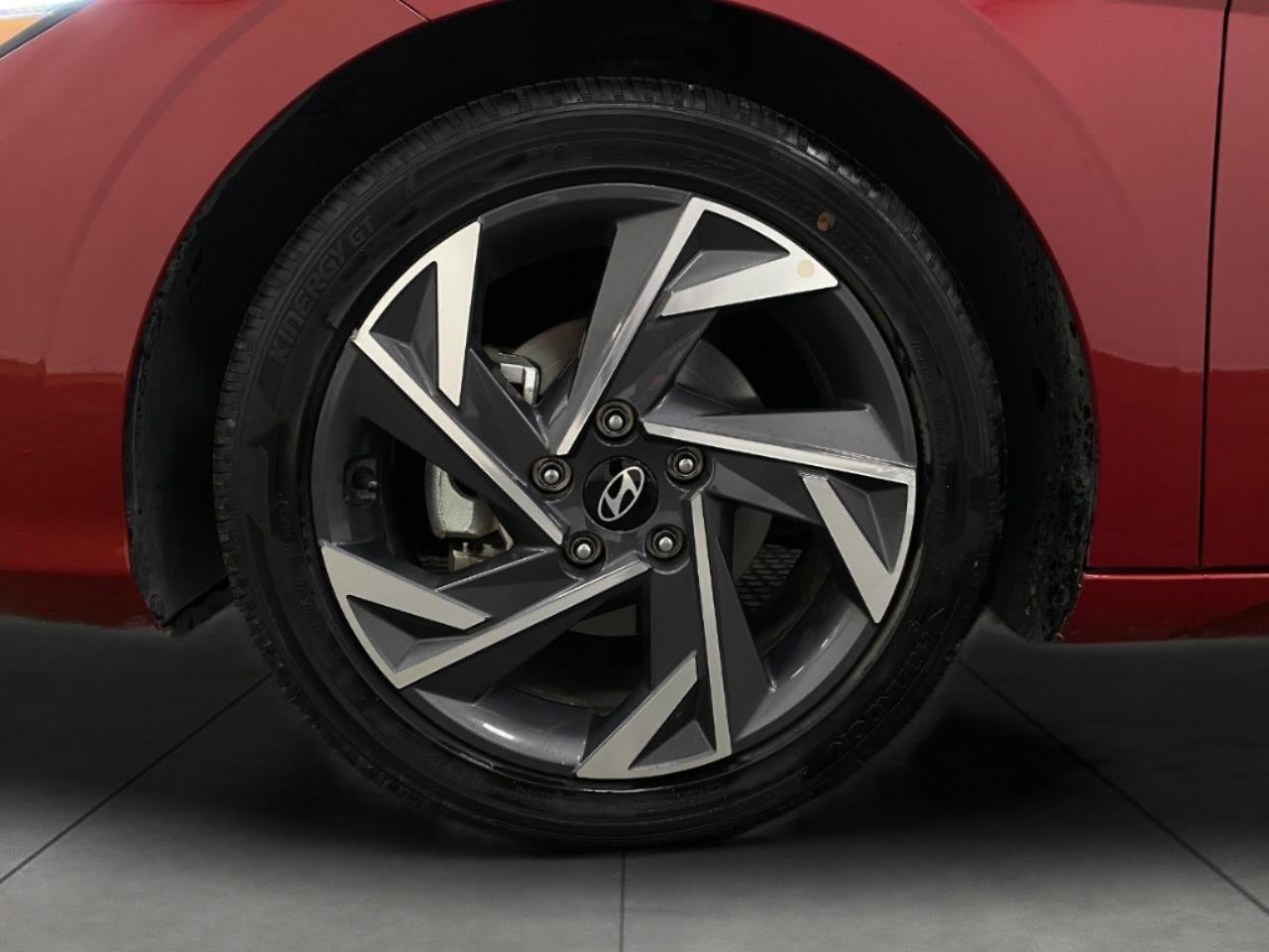 2025 Hyundai ELANTRA SEL Convenience IVT