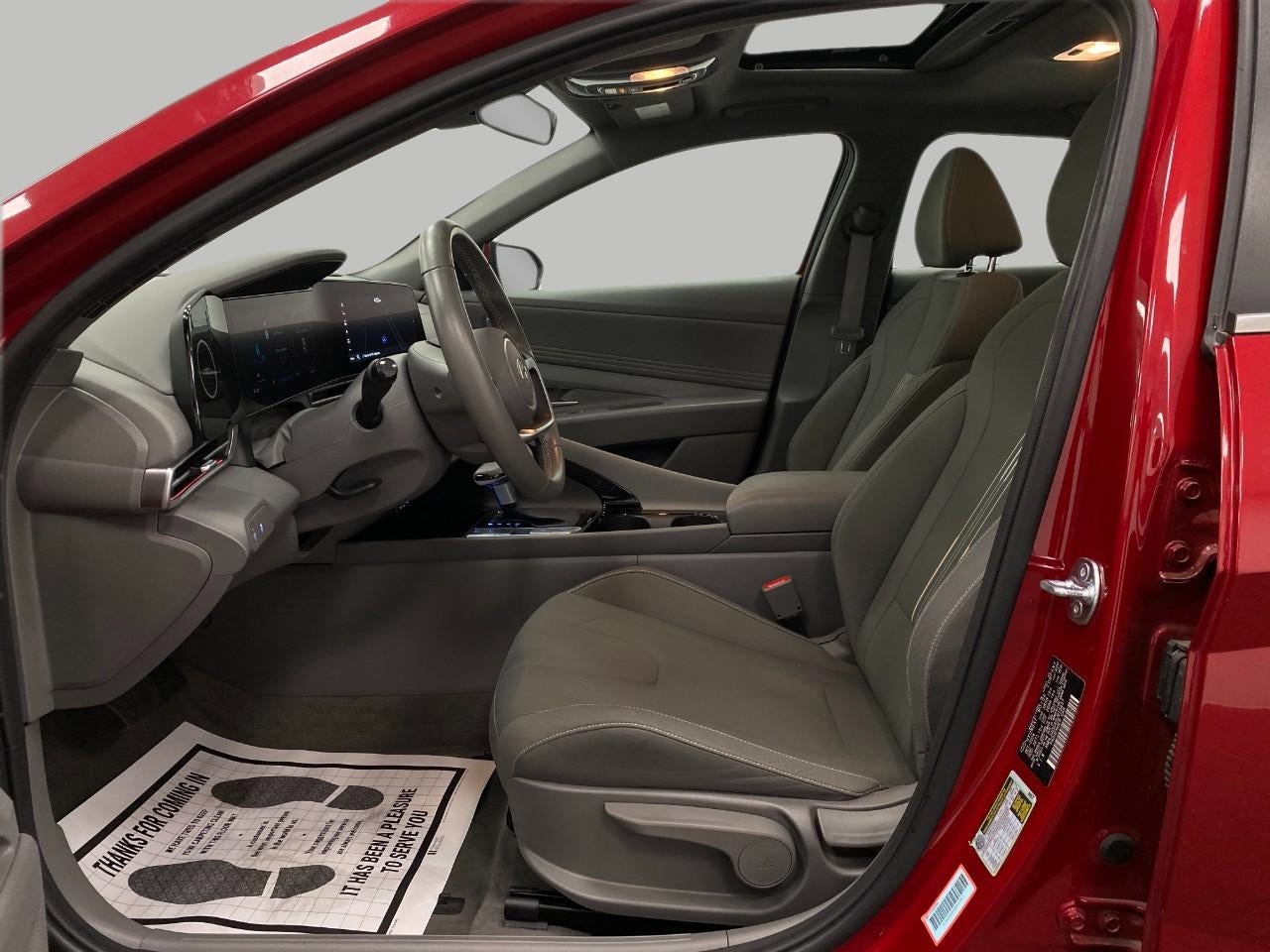 2025 Hyundai ELANTRA SEL Convenience IVT