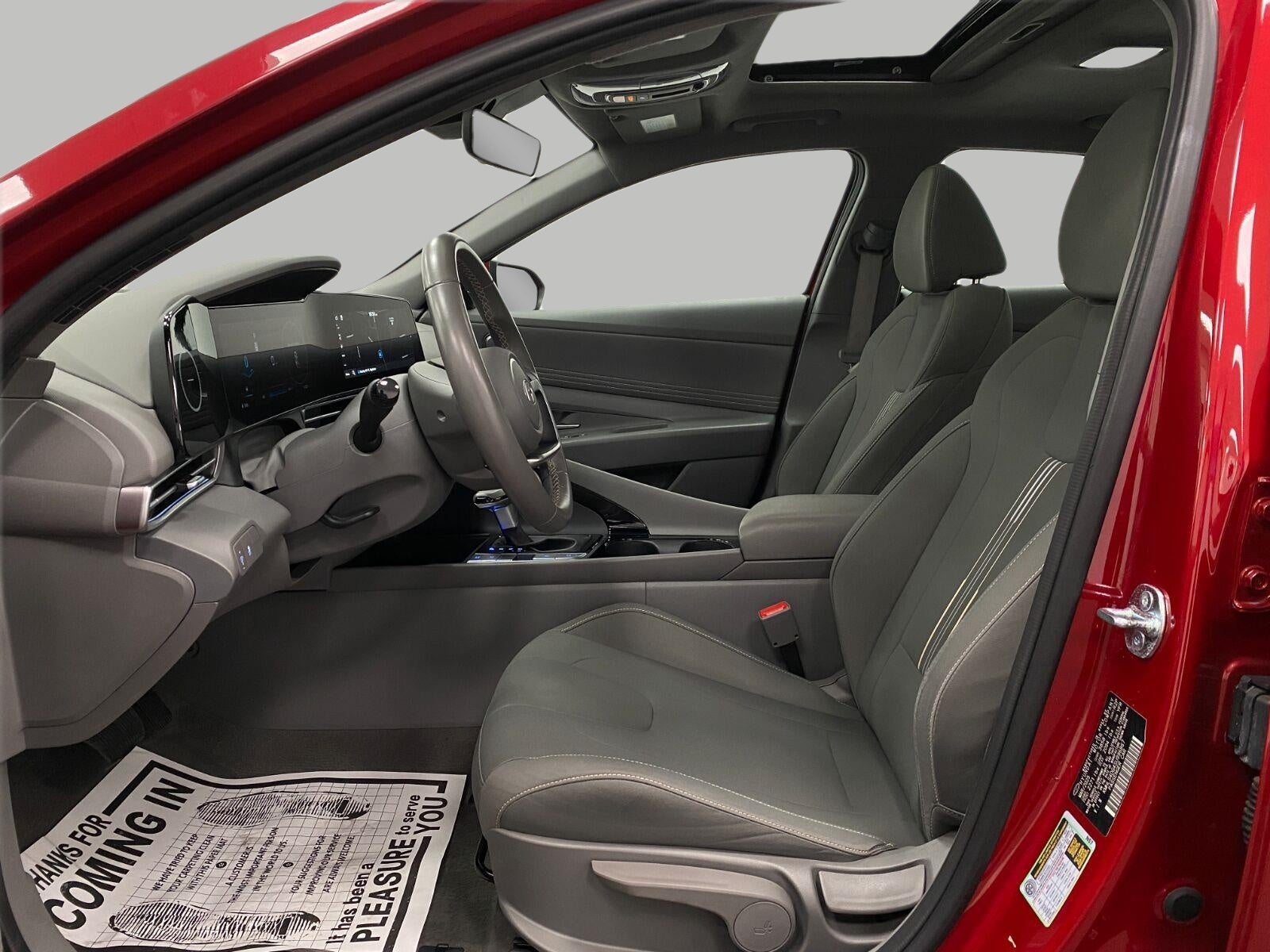 2025 Hyundai ELANTRA SEL Convenience IVT