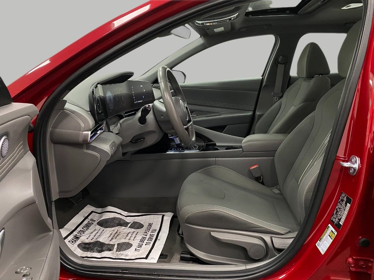 2025 Hyundai ELANTRA SEL Convenience IVT