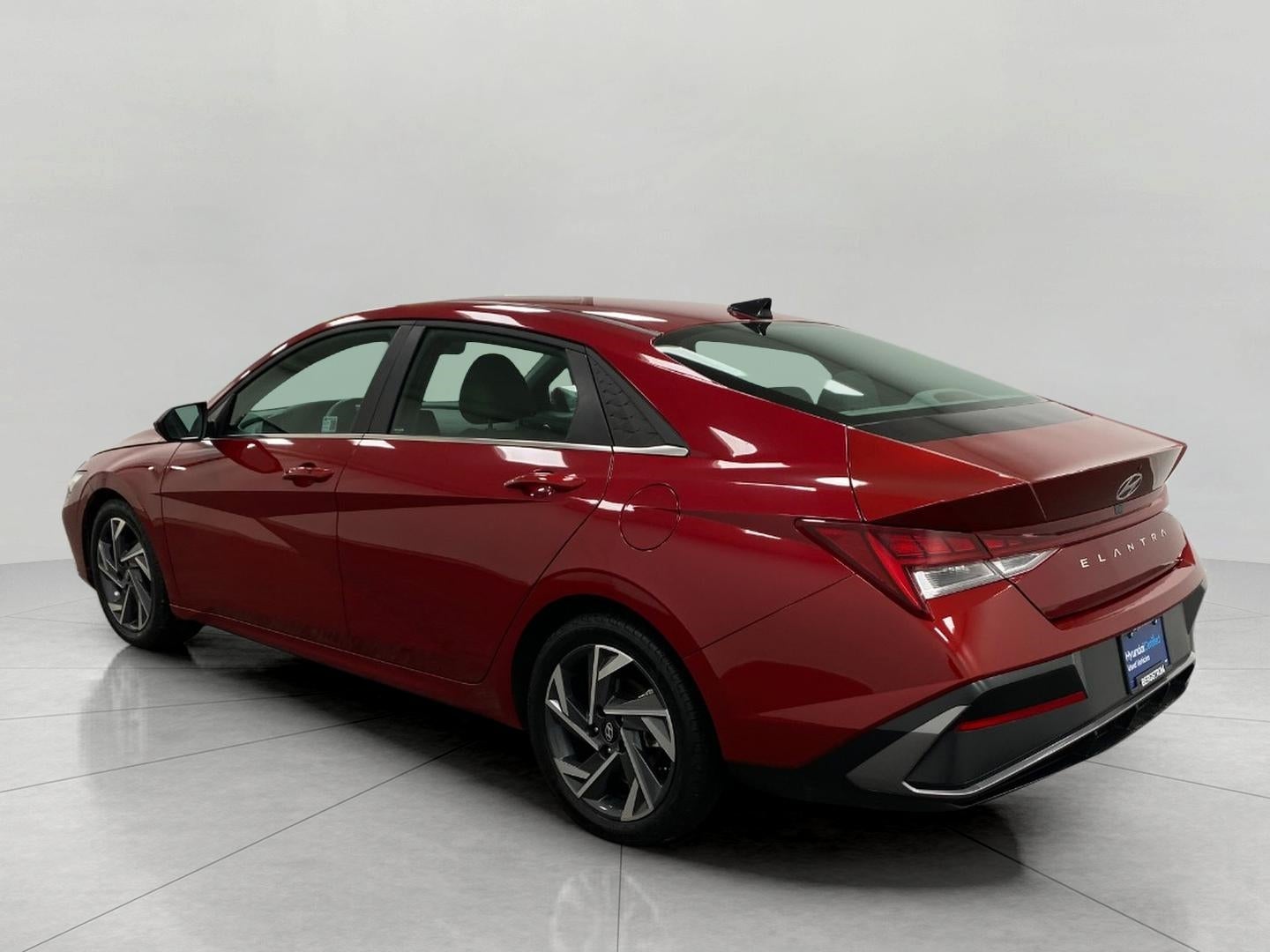 2025 Hyundai ELANTRA SEL Convenience IVT