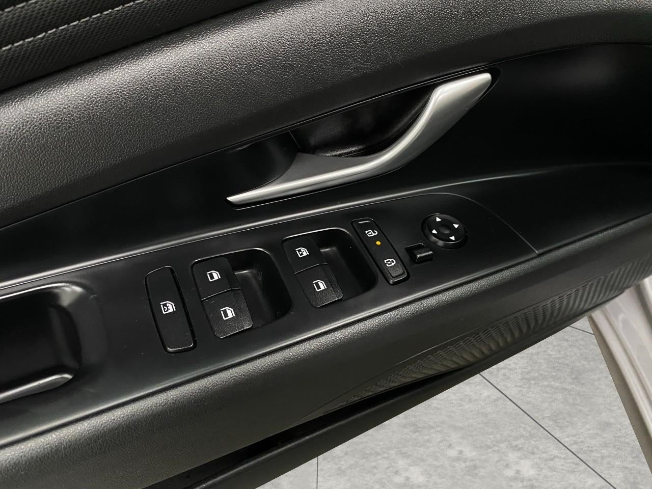 2025 Hyundai ELANTRA SEDAN