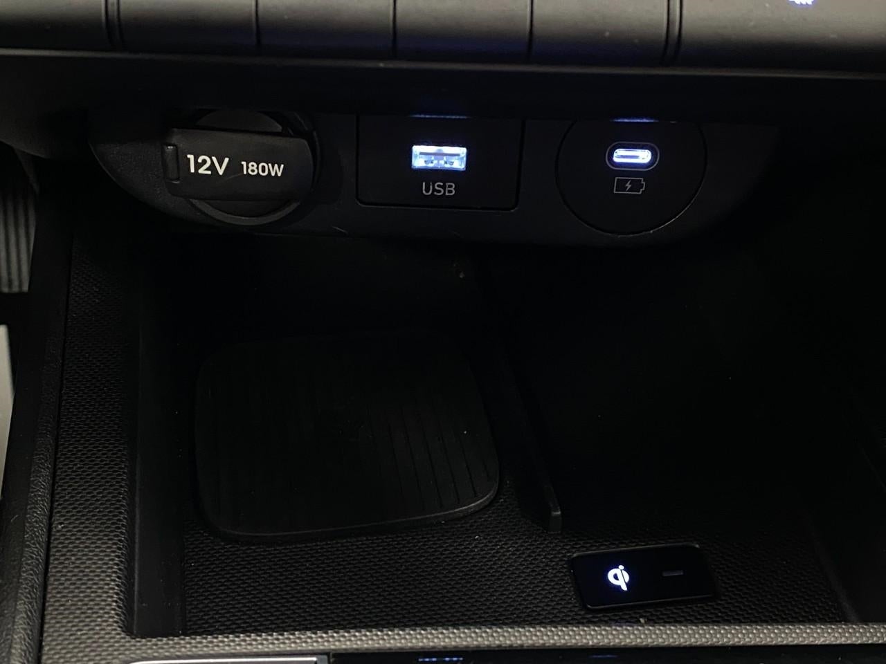 2025 Hyundai ELANTRA SEDAN