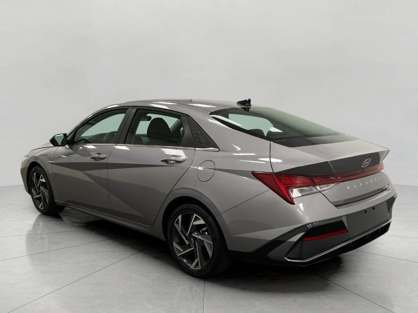 2025 Hyundai ELANTRA SEDAN