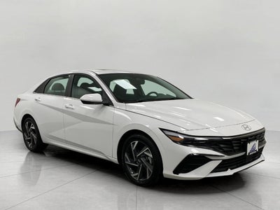 2024 Hyundai ELANTRA SEL IVT