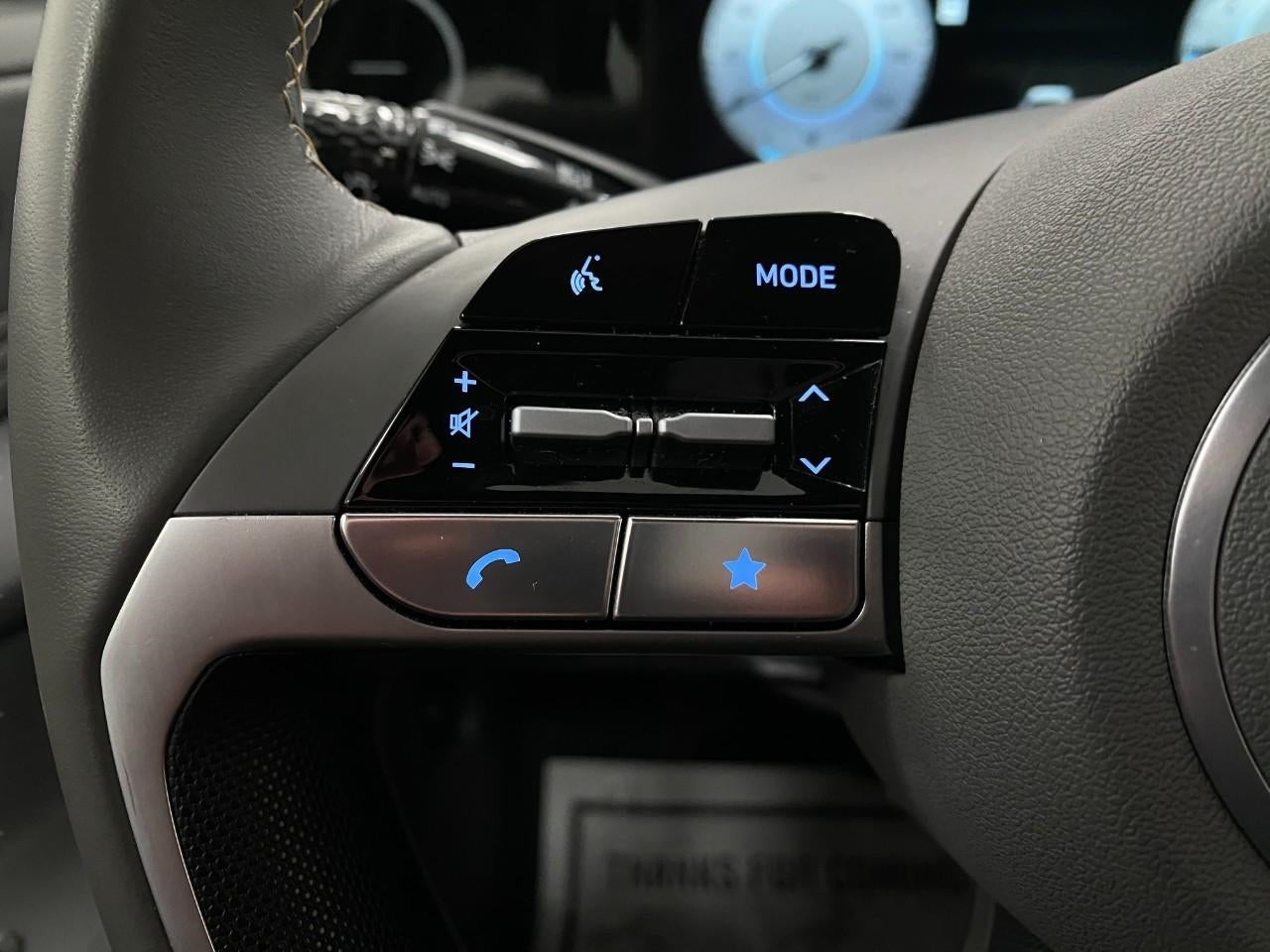 2024 Hyundai ELANTRA SEL IVT