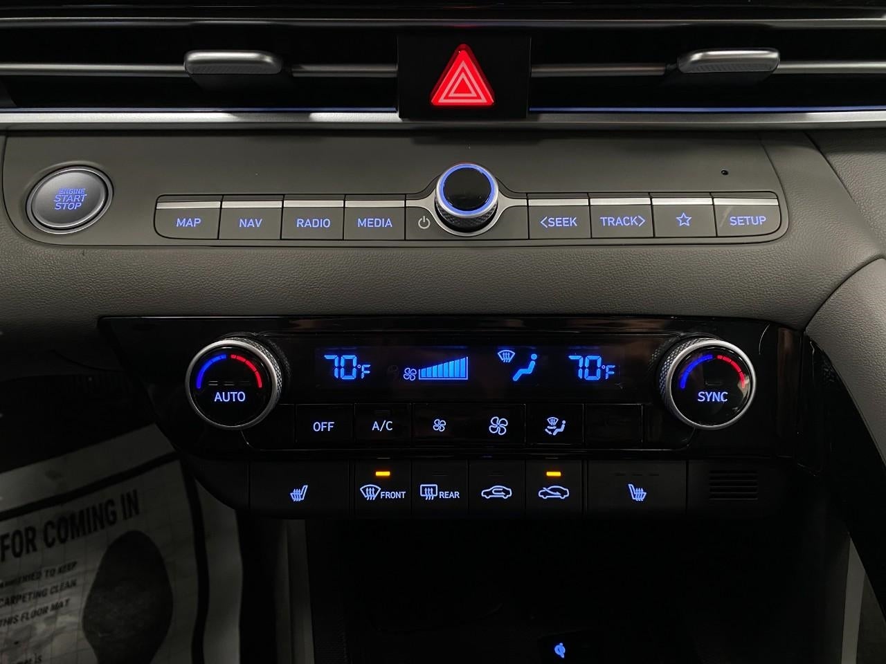 2025 Hyundai ELANTRA SEL Convenience IVT