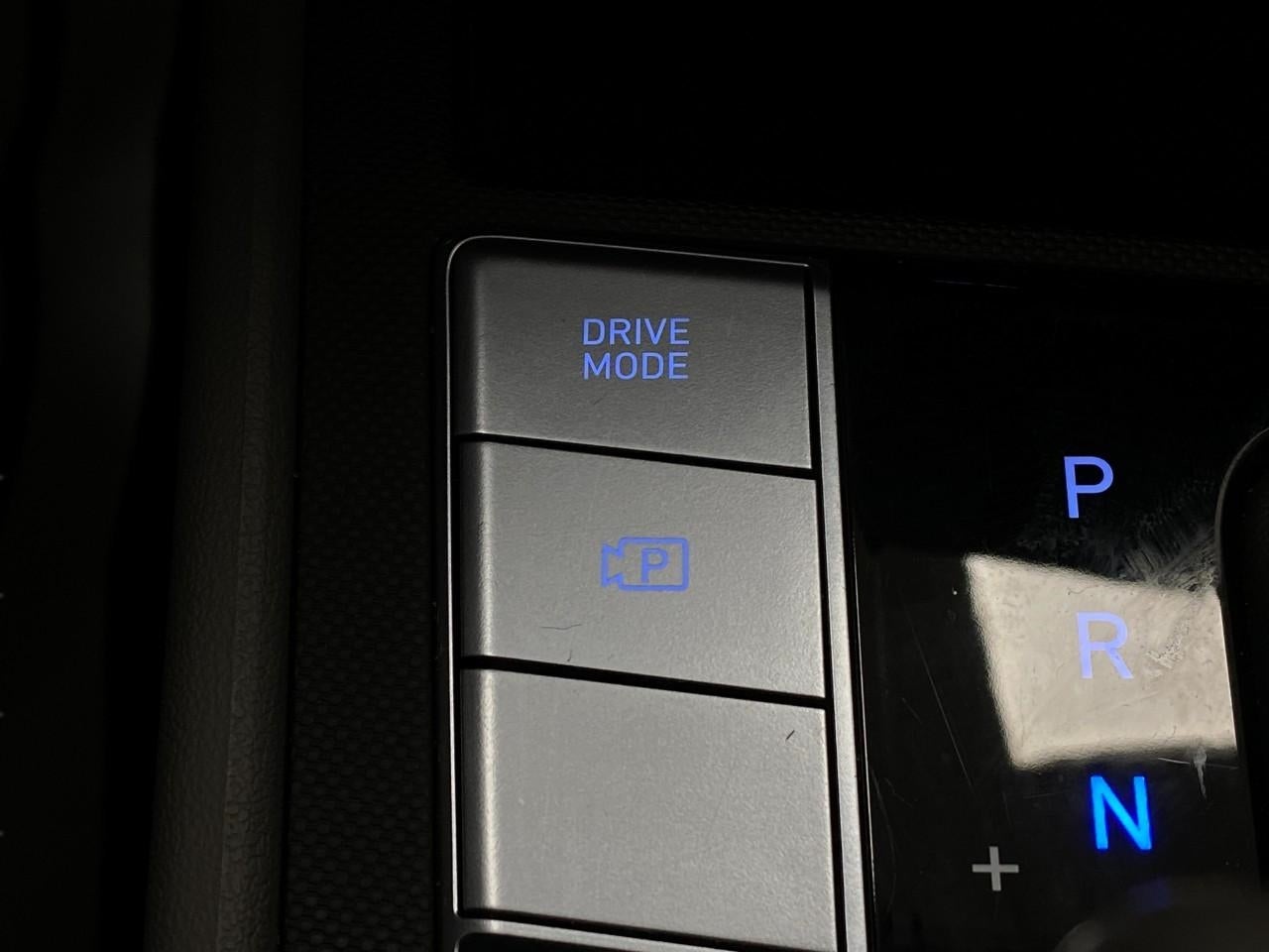 2025 Hyundai ELANTRA SEL Convenience IVT