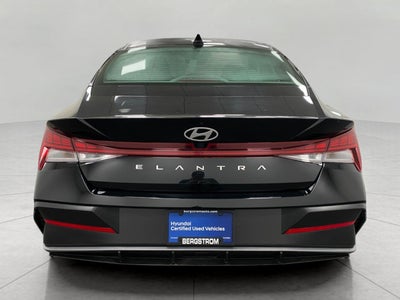 2025 Hyundai ELANTRA SEL Convenience IVT