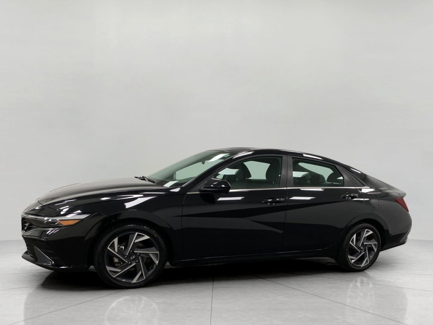 2025 Hyundai ELANTRA SEL Convenience IVT