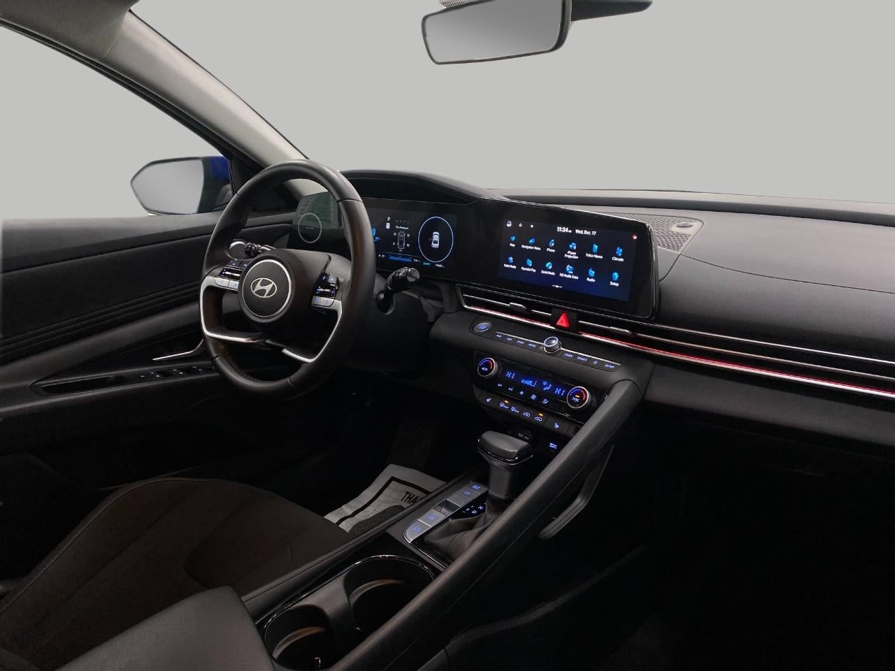 2025 Hyundai ELANTRA SEL Convenience IVT