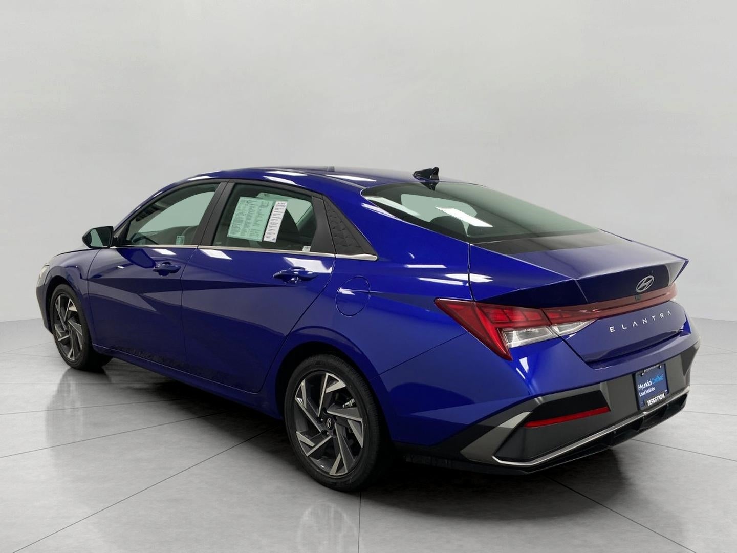 2025 Hyundai ELANTRA SEL Convenience IVT