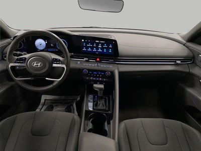 2025 Hyundai ELANTRA SEL Convenience IVT
