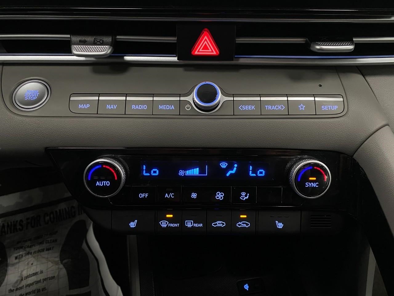 2025 Hyundai ELANTRA SEL Convenience IVT