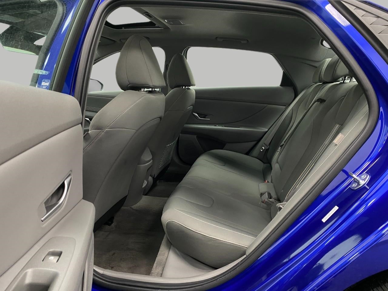 2025 Hyundai ELANTRA SEL Convenience IVT