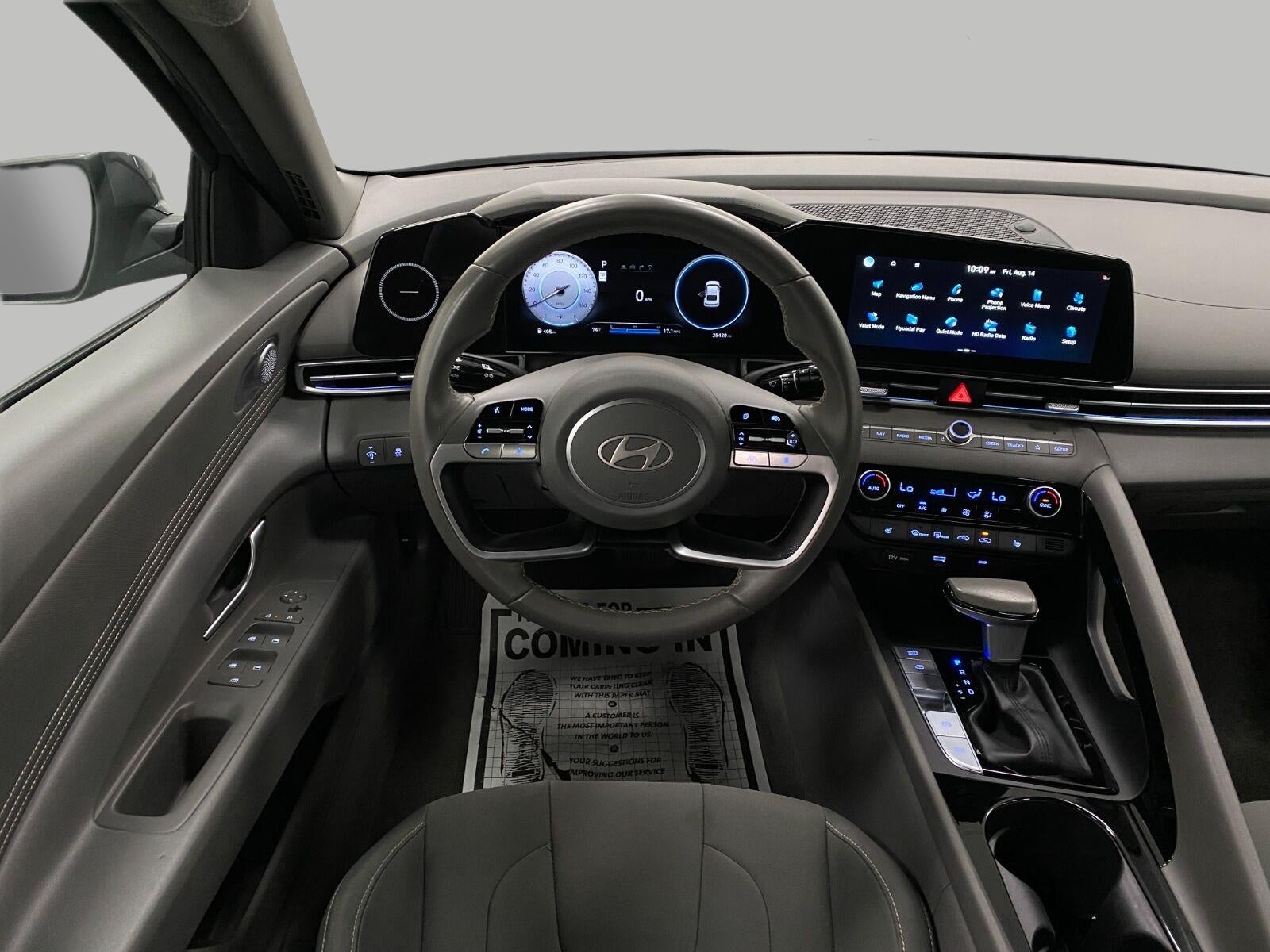 2025 Hyundai ELANTRA SEL Convenience IVT