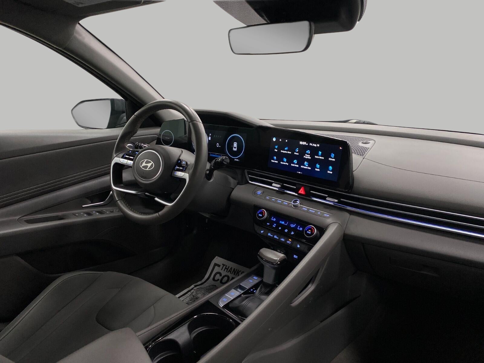 2025 Hyundai ELANTRA SEL Convenience IVT