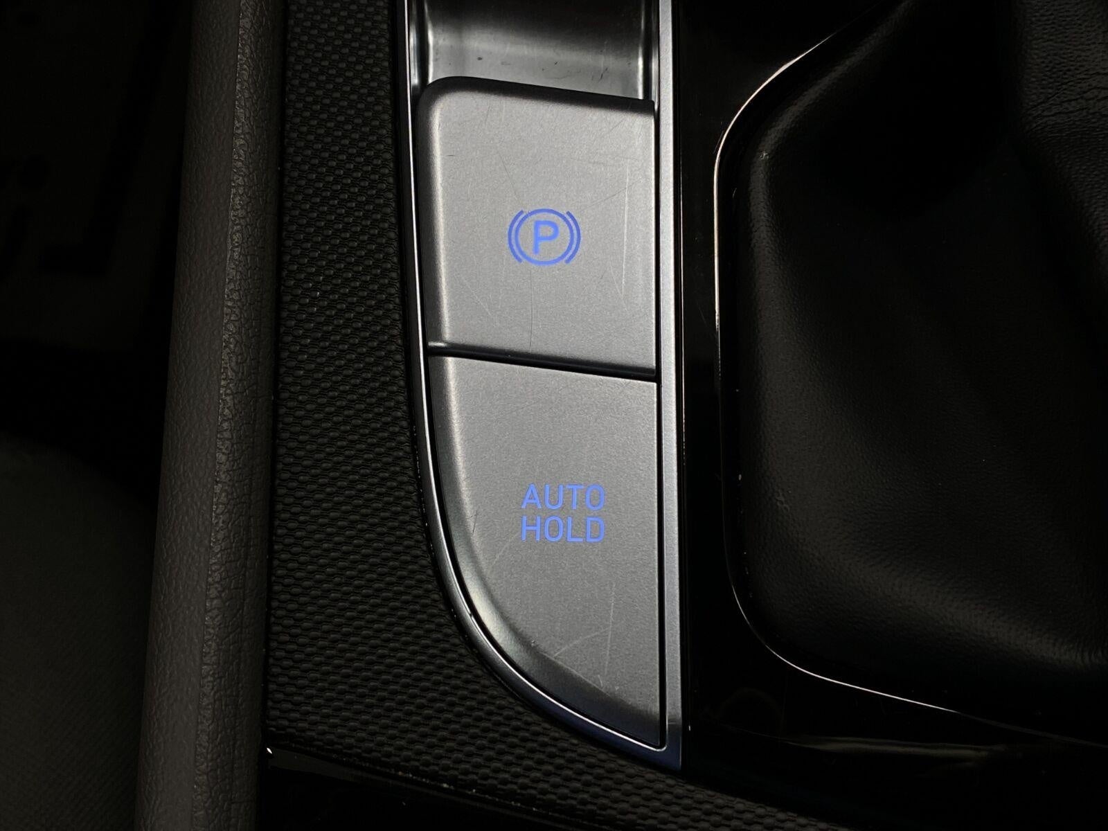 2025 Hyundai ELANTRA SEL Convenience IVT